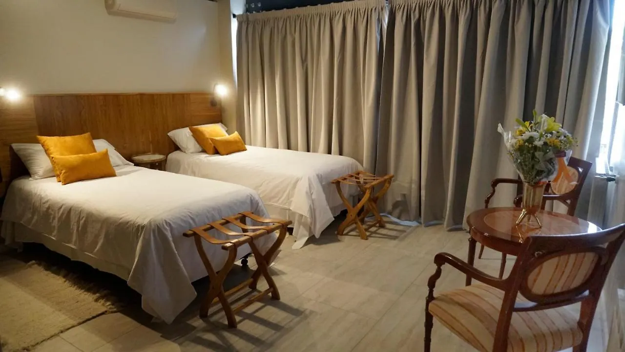718 Rufino Petit Hotel Mendoza 0*,